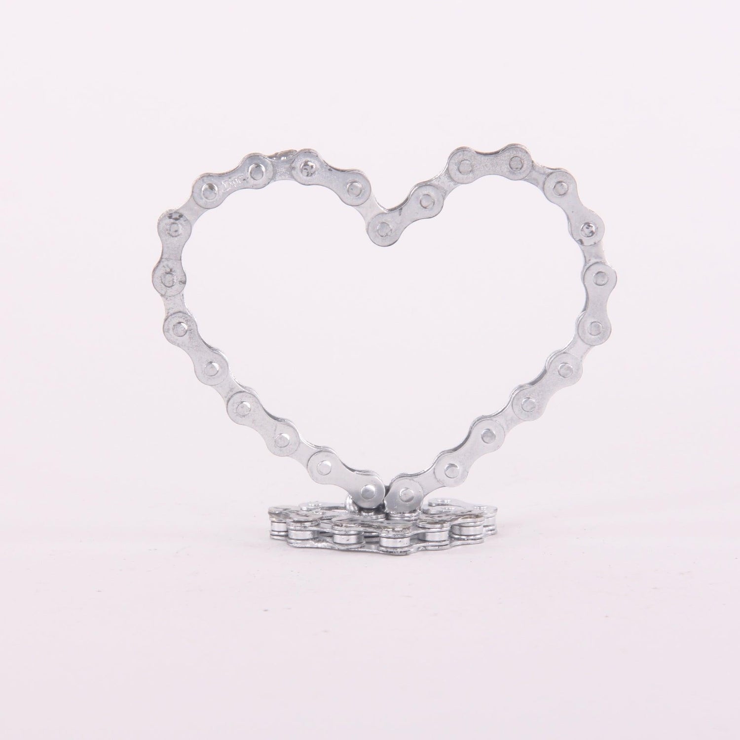 Heart Sculpture | UNCHAINED by NIRIT LEVAV PACKER