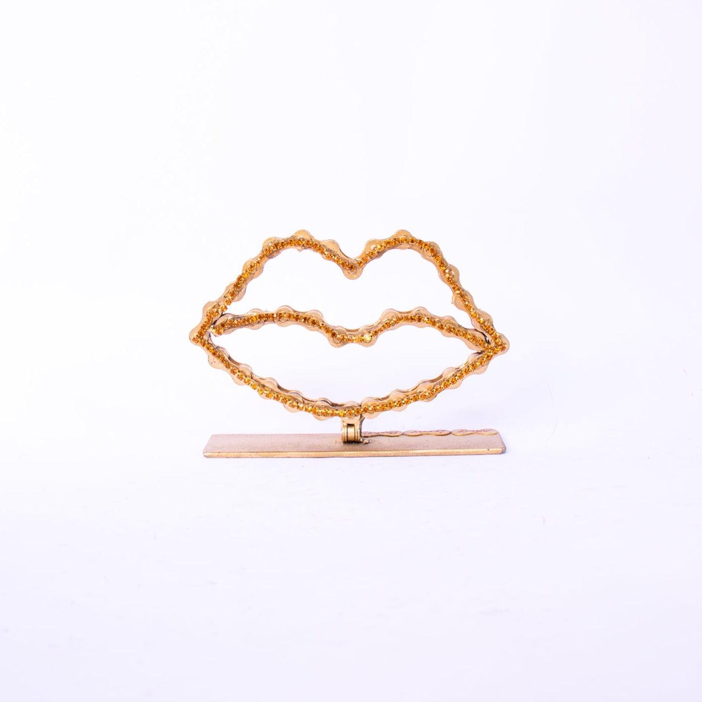 Lips Sculpture | UNCHAINED by NIRIT LEVAV PACKER
