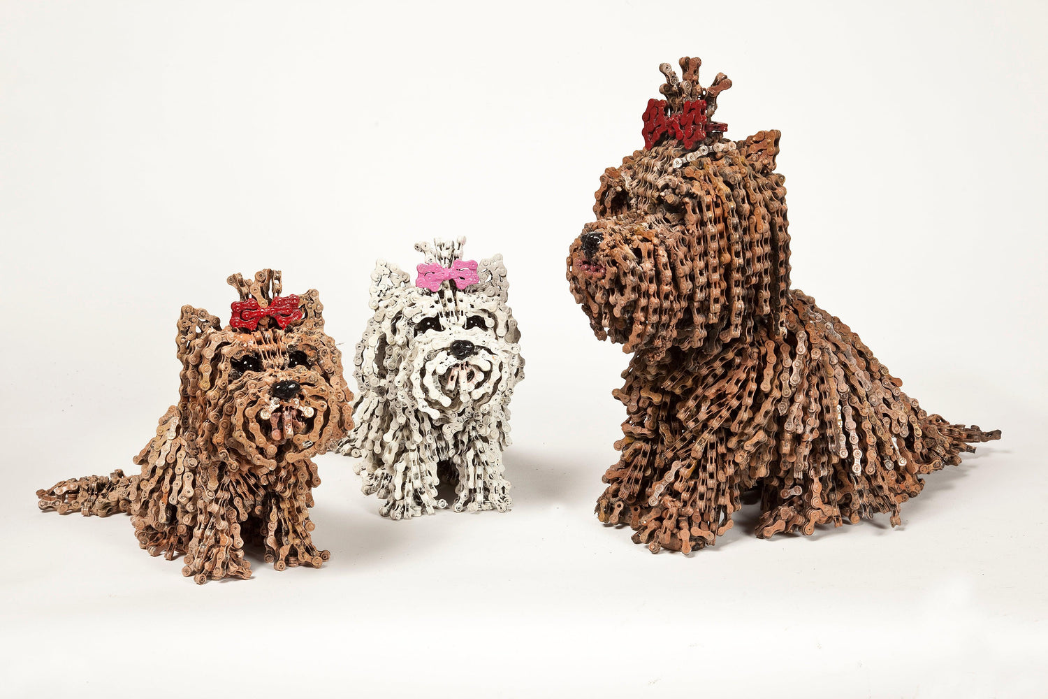 Baby Choo - dog sculpture, made of bicycle chains | UNCHAINED by NIRIT LEVAV PACKER