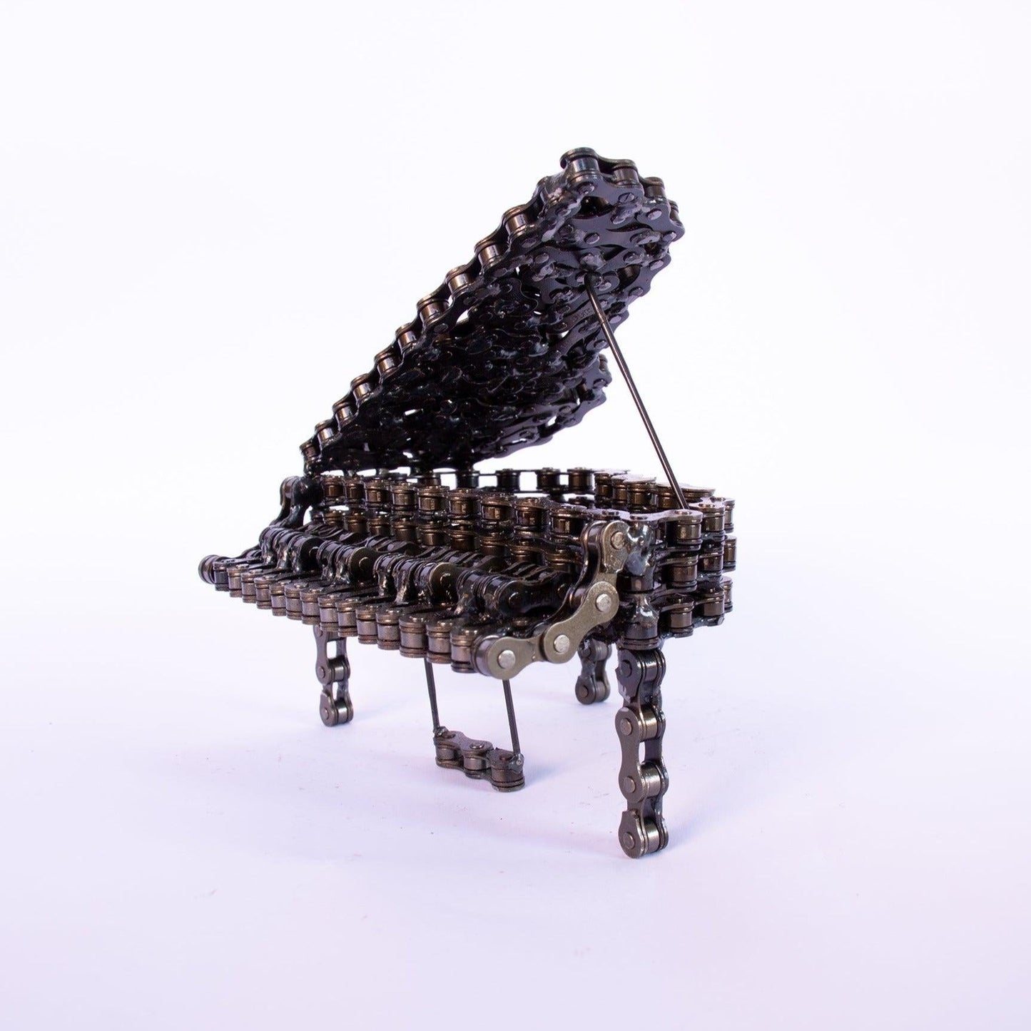 Piano Sculpture | UNCHAINED by NIRIT LEVAV PACKER